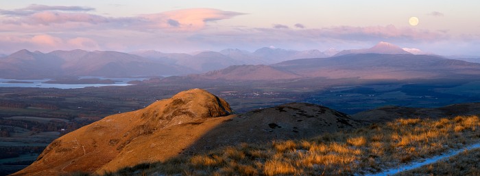 Moonset over Ben Lomond, Strathblane. Hasselblad X2D 75mm. January 2026